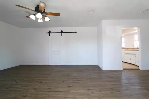 Living - 517 W Maple St, Exeter, CA 93221 photo 1 of 4