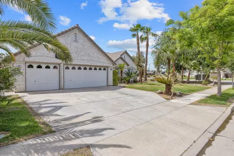 641 Retreat Way, Lemoore, CA 93245