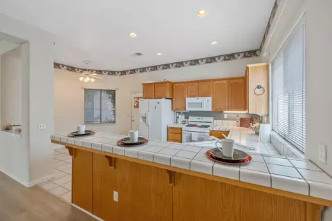 641 Retreat Way, Lemoore, CA 93245 photo 17