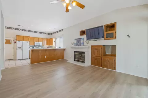 641 Retreat Way, Lemoore, CA 93245 photo 20