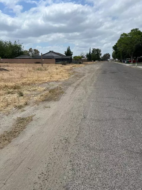 Patterson Avenue, Corcoran, CA 93212 photo 3