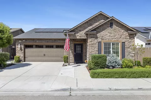 6086 E Fedora Ave, Fresno, CA 93727
