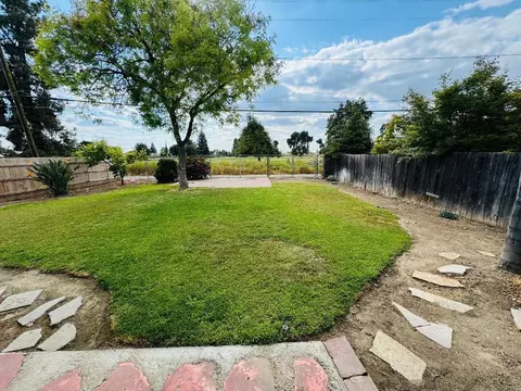 124 N Orange Ave, Exeter, CA 93221 photo 33