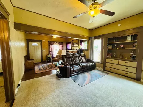 124 N Orange Ave, Exeter, CA 93221 photo 9