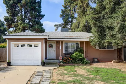 1601 E Sequoia Ave, Tulare, CA 93274