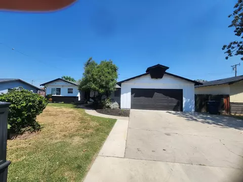940 E Lyndale Dr, Tulare, CA 93274 photo 24