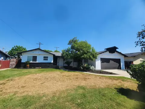 940 E Lyndale Dr, Tulare, CA 93274 photo 25