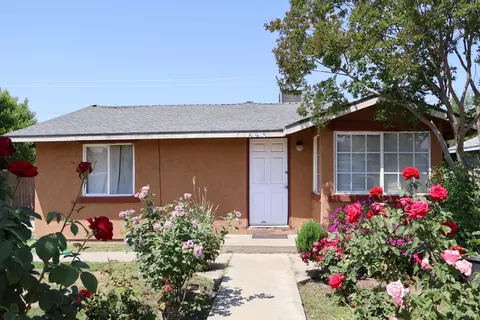593 S Kern Ave, Farmersville, CA 93223
