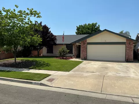 775 S Mark St, Tulare, CA 93274