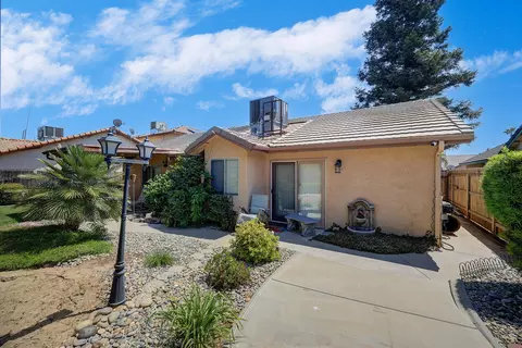 2160 E Alpine Ct, Tulare, CA 93274 photo 30