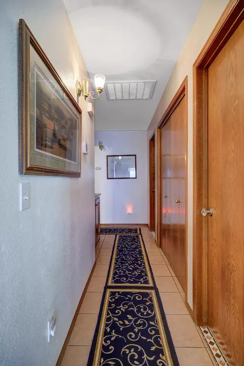 2160 E Alpine Ct, Tulare, CA 93274 photo 16