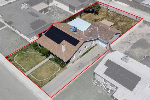 View/Area - 1406 De Witt Ave, Sanger, CA 93657 photo 2 of 5