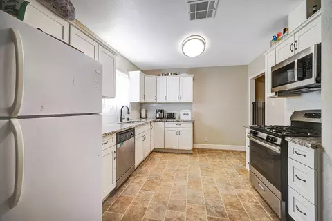 Kitchen - 1406 De Witt Ave, Sanger, CA 93657 photo 3 of 3