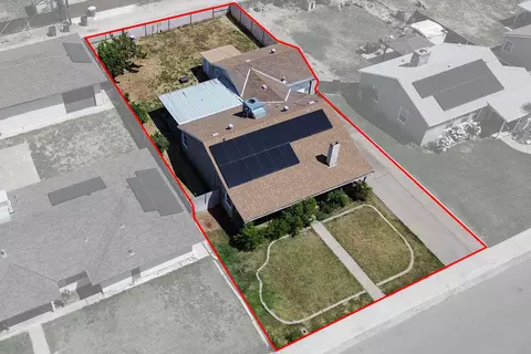 View/Area - 1406 De Witt Ave, Sanger, CA 93657 photo 3 of 5