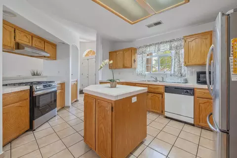 780 Florence Ave, Lemoore, CA 93245 photo 10
