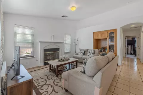 780 Florence Ave, Lemoore, CA 93245 photo 14