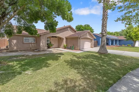 780 Florence Ave, Lemoore, CA 93245 photo 3