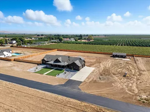 View/Area - Undisclosed, Exeter, CA 93221 photo 3 of 7