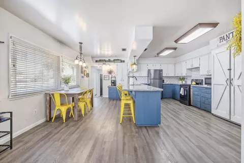 Kitchen - 300 Valencia Dr, Exeter, CA 93221 photo 5 of 5