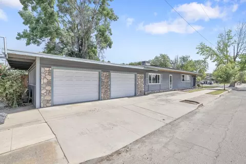 Exterior - 300 Valencia Dr, Exeter, CA 93221 photo 14 of 16