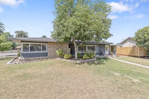 Exterior - 300 Valencia Dr, Exeter, CA 93221 photo 16 of 16