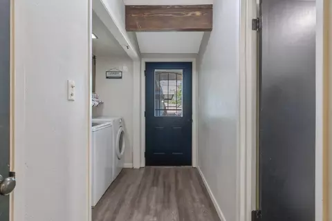 Entry Way - 300 Valencia Dr, Exeter, CA 93221 photo 7 of 9