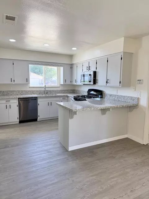 514 Waldo Ave, Exeter, CA 93221 photo 9