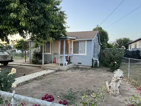 12478 1st Dr, Cutler, CA 93615 photo 2
