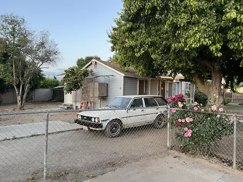 12478 1st Dr, Cutler, CA 93615 photo 4