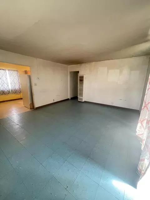Living - 269 S Evans Rd, Tipton, CA 93272 photo 1 of 1