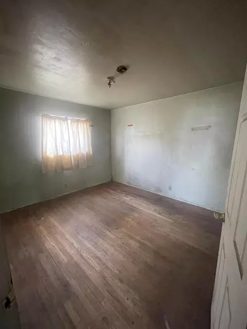 Bedroom - 269 S Evans Rd, Tipton, CA 93272 photo 1 of 2