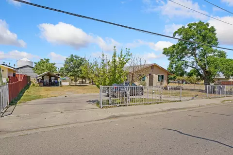 1012 Pickerell Ave, Corcoran, CA 93212 photo 4