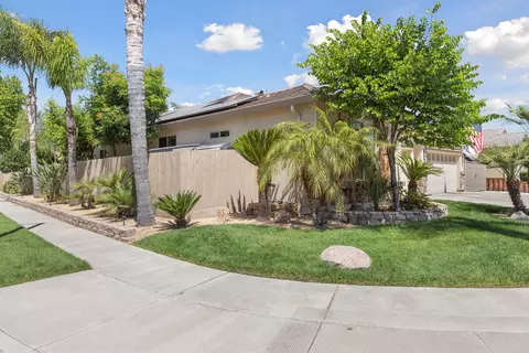 197 Hampton St, Tulare, CA 93274 photo 5