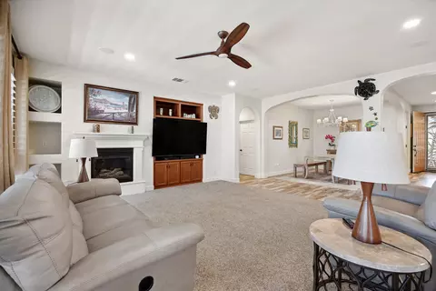 197 Hampton St, Tulare, CA 93274 photo 15