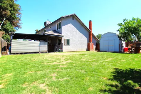 Exterior - 210 Hampton Ct, Exeter, CA 93221 photo 7 of 8