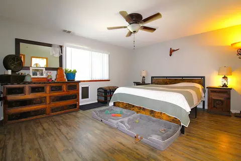 Bedroom - 210 Hampton Ct, Exeter, CA 93221 photo 1 of 5