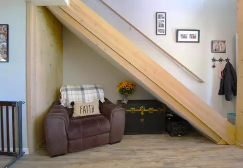 Entry Way - 210 Hampton Ct, Exeter, CA 93221 photo 1 of 1
