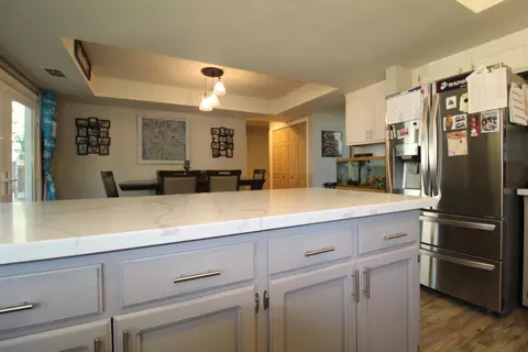 Kitchen - 210 Hampton Ct, Exeter, CA 93221 photo 6 of 6