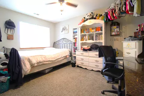 Bedroom - 210 Hampton Ct, Exeter, CA 93221 photo 4 of 5
