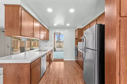 Kitchen - 707 W Pine St, Exeter, CA 93221 photo 4 of 6