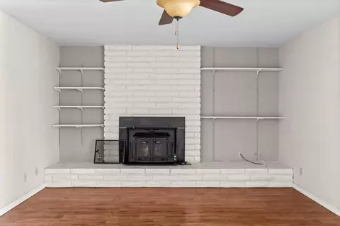 Living - 707 W Pine St, Exeter, CA 93221 photo 6 of 10