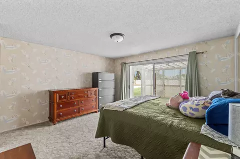 Bedroom - 707 W Pine St, Exeter, CA 93221 photo 5 of 8