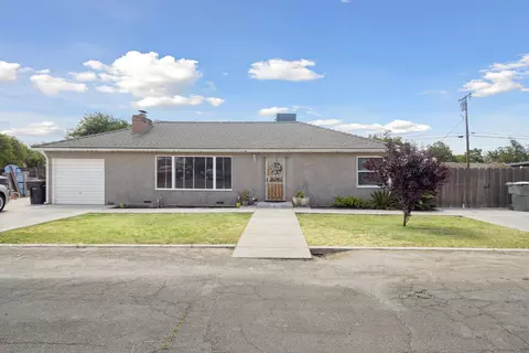 1810 Peralta Way, Hanford, CA 93230