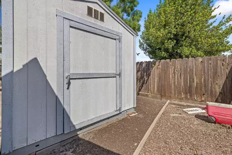 Exterior - 1314 Lincoln Ln, Lemoore, CA 93245 photo 9 of 14