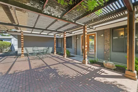 Exterior - 1314 Lincoln Ln, Lemoore, CA 93245 photo 7 of 14
