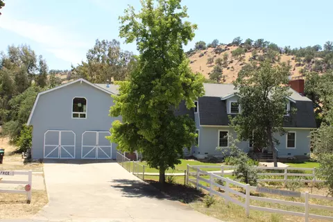 16012 Cattle Dr, Springville, CA 93265