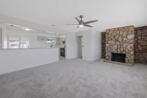 955 W San Gabriel Ave, Clovis, CA 93612 photo 10
