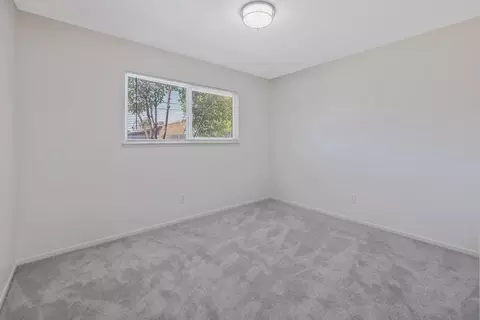 955 W San Gabriel Ave, Clovis, CA 93612 photo 21