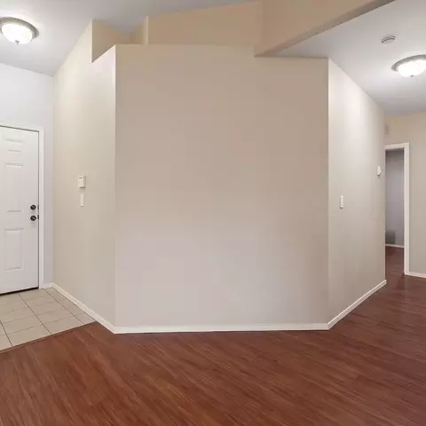 Entry Way - 1349 Van Ct, Hanford, CA 93230 photo 1 of 1