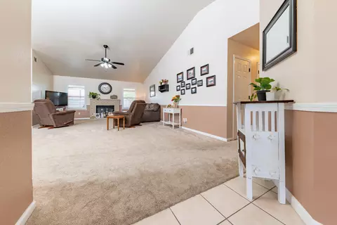 2962 Saginaw Ave, Clovis, CA 93611 photo 3